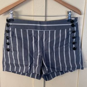 Ann Taylor loft pinstripe blue/white shorts with button details size 2